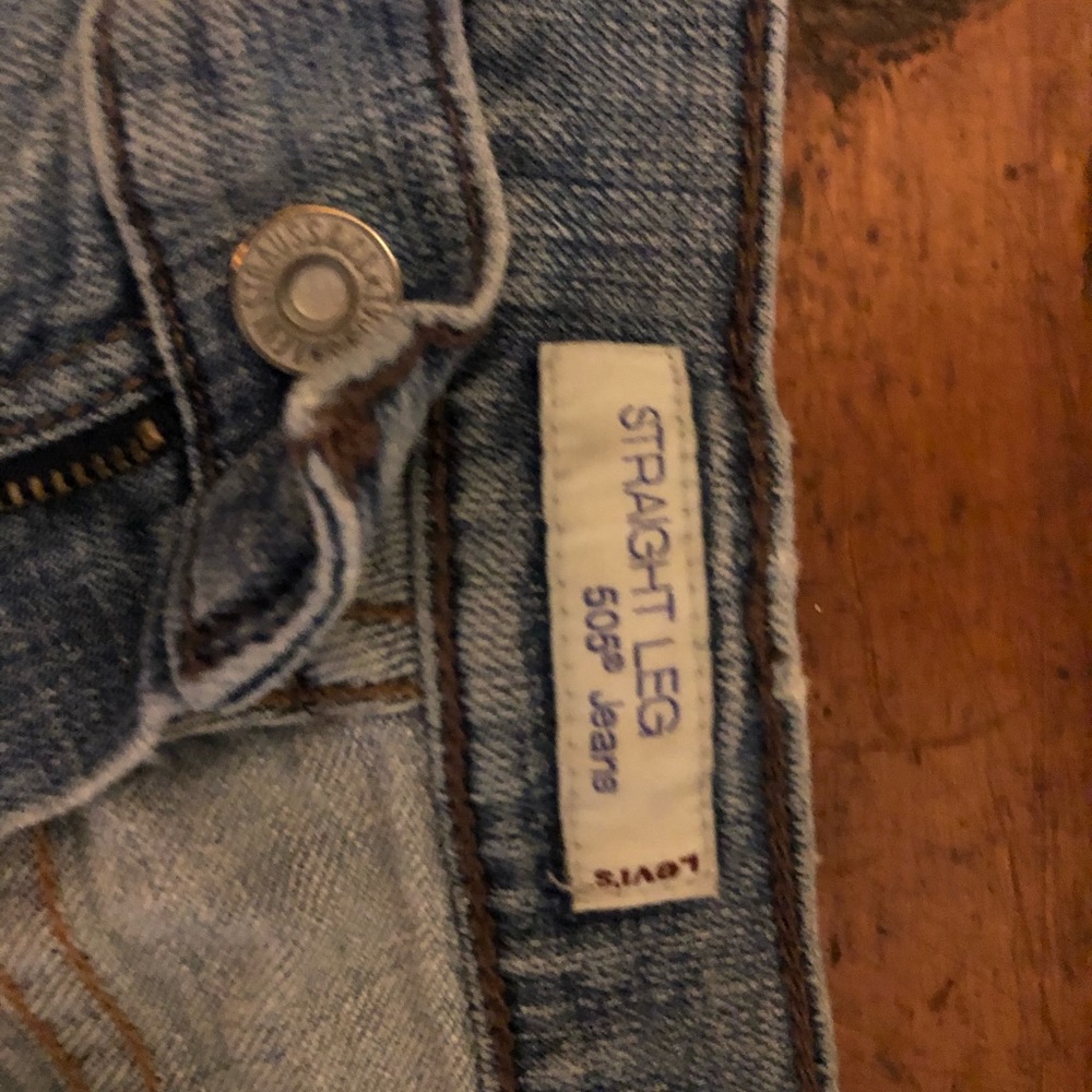 Levi’s - Picture 2 of 4